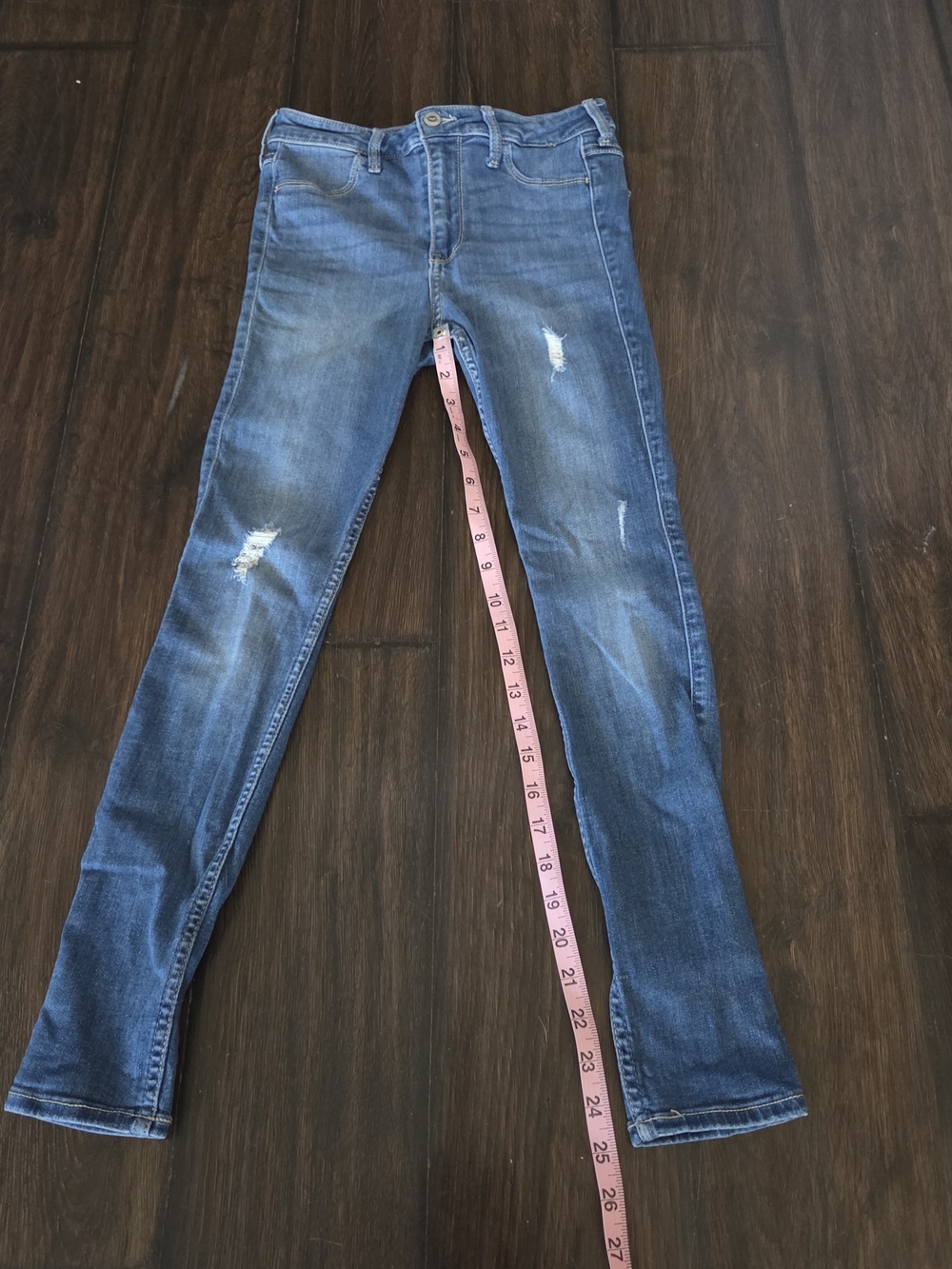 Hollister Women's Blue Stretch Jeggings with Subtle Distress - Picture 6 of 8